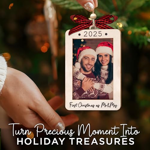 Christmas Ornament Picture Frame - Wooden Landscape Photo Frame for Tree U347