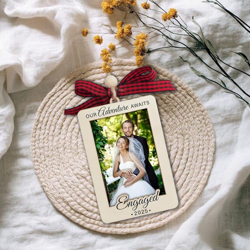 Christmas Ornament Picture Frame - Wooden Landscape Photo Frame for Tree U347