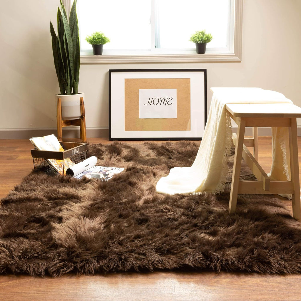 Faux Sheepskin Area Rug, Dark Brown 5 x 7 Feet E2648