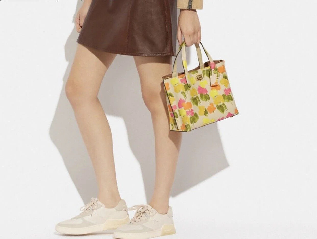 Floral Printed Leather Tote 24 V807416