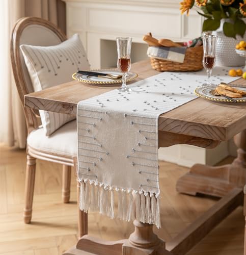 Christmas Table Runner 13 x 90 Inch Cotton Woven with Tassels Red and Beige B398787