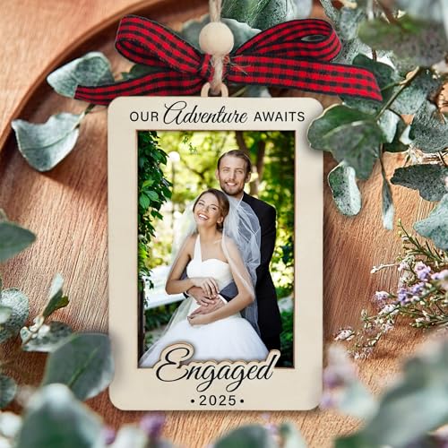 Christmas Ornament Picture Frame - Wooden Landscape Photo Frame for Tree U347