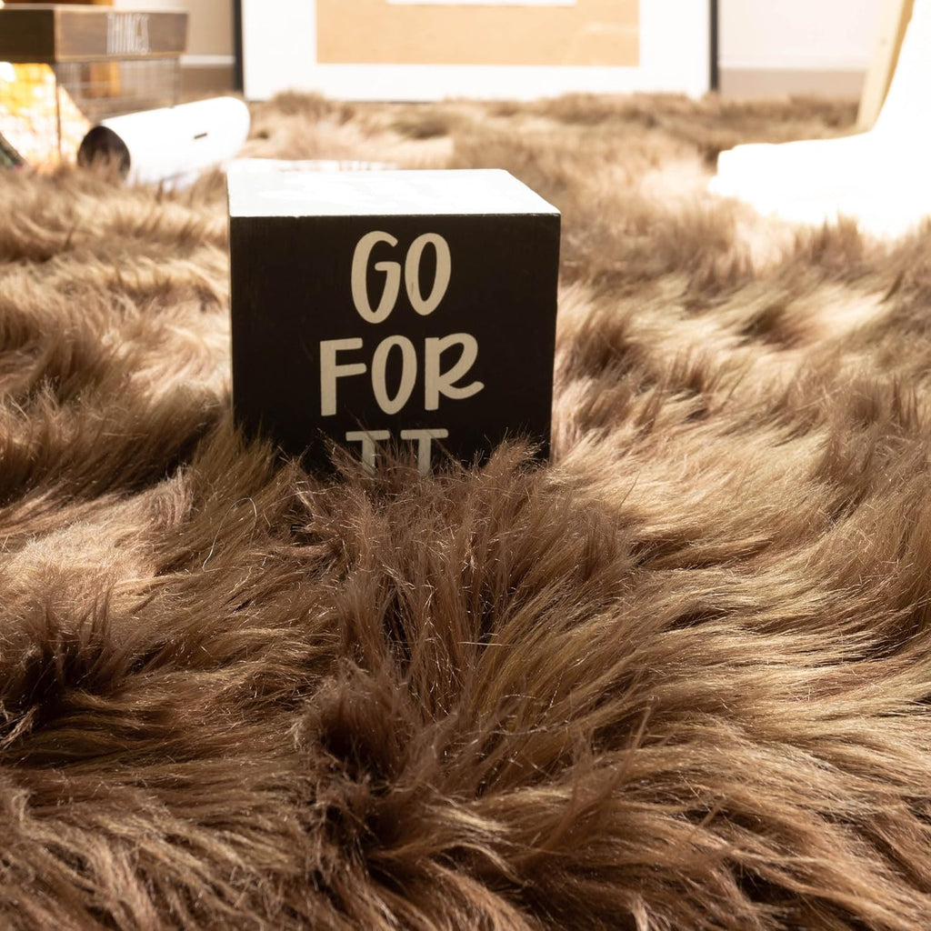 Faux Sheepskin Area Rug, Dark Brown 5 x 7 Feet E2648