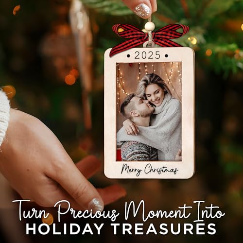 Christmas Ornament Picture Frame - Wooden Landscape Photo Frame for Tree U347