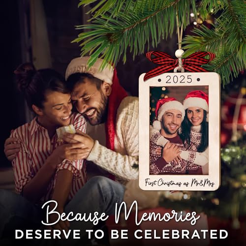 Christmas Ornament Picture Frame - Wooden Landscape Photo Frame for Tree U347