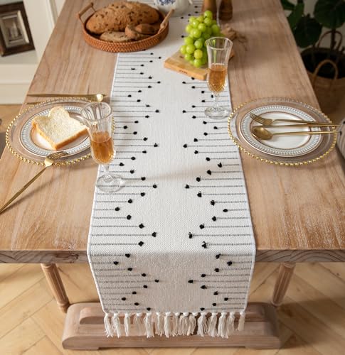 Christmas Table Runner 13 x 90 Inch Cotton Woven with Tassels Red and Beige B398787