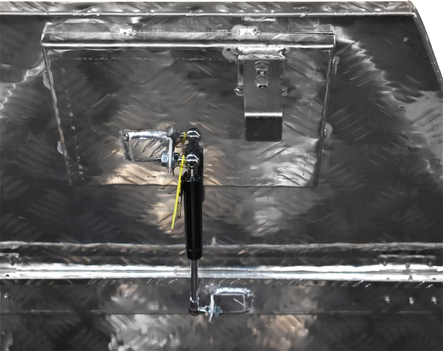 Aluminum Trailer Tongue Tool Box 29 x 15 Inch Q850521