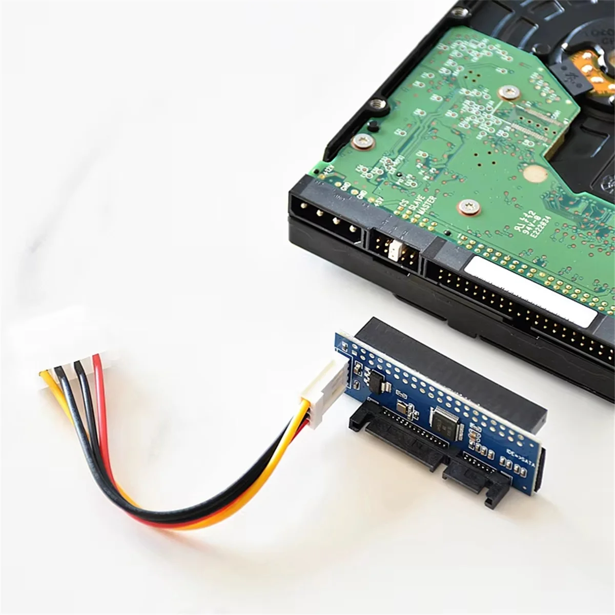 3.5 IDE to PATA Hard Drive Adapter with Data Cable N41112