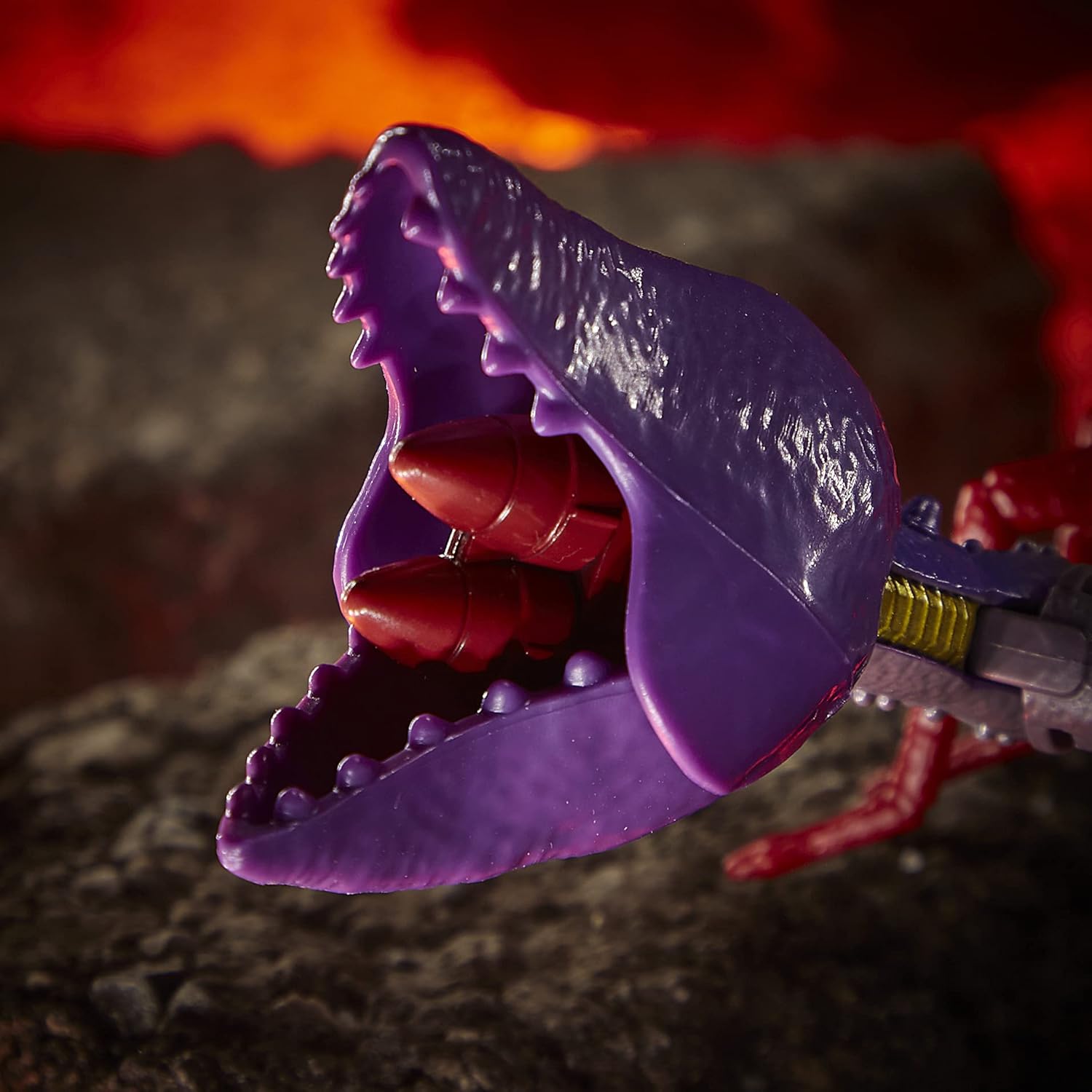 Predacon Scorponok Action Figure 5.5-inch Y129378