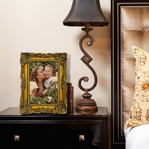 Ornate 8x10 Picture Frame for Wall Hanging and Tabletop I9613