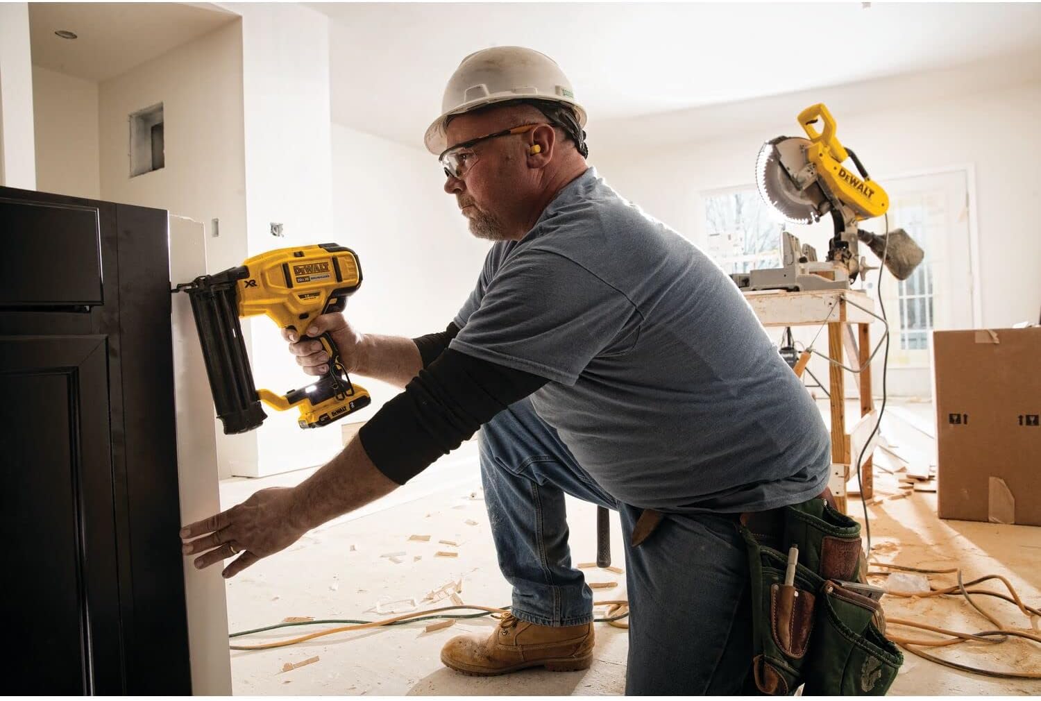 Cordless Brad Nailer Kit, 18GA P859647