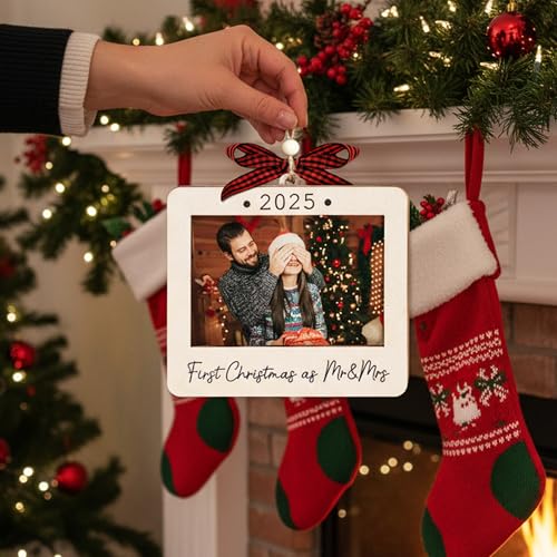 Christmas Ornament Picture Frame - Wooden Landscape Photo Frame for Tree U347