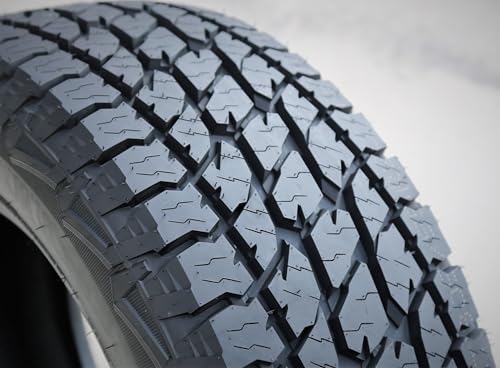 All-Terrain Light Truck Radial Tire LT285/70R17 10-Ply Y7600